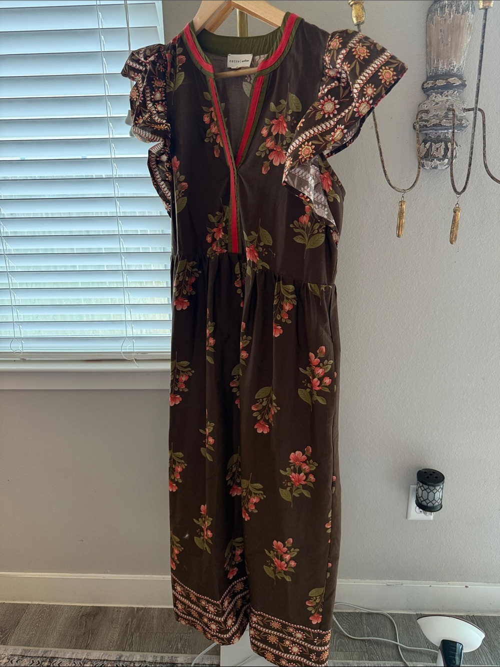 Floral Brown Flutter-Sleeve Midi Dress
